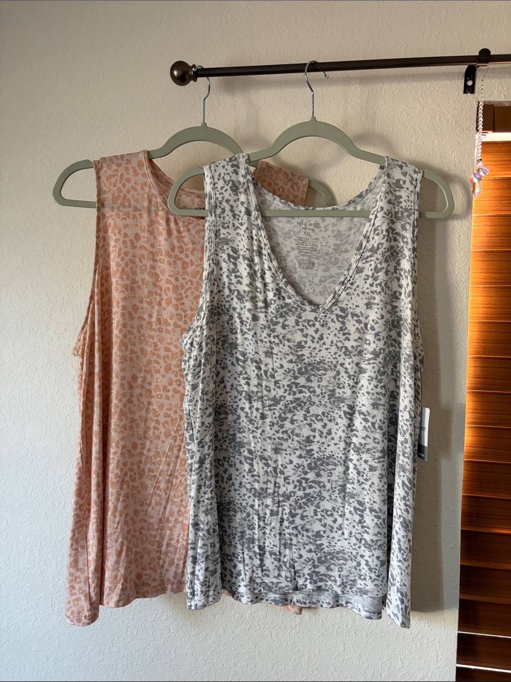 NWT Bundle of Nine West Tanks XXL